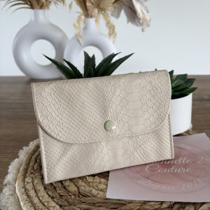 Portefeuille en similicuir beige imitation peau de serpent