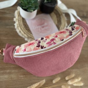 Sac banane en velours côtelé terracotta et tissu en lin rose