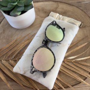 étui à lunettes en effet marbre doré