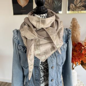 Écharpe d'hiver polaire beige et tissu à petites rayures dorées